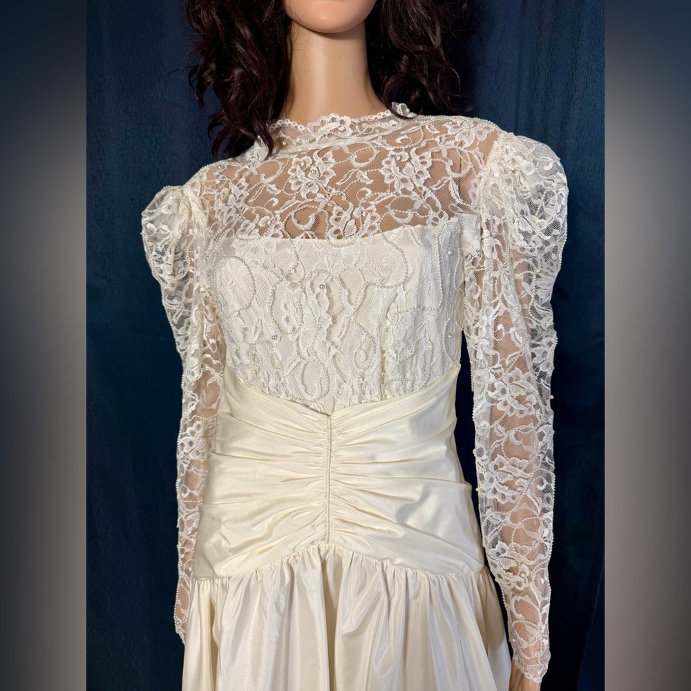 Dessy Creations Vintage Ivory Lace Tea-Length Wedding Dress Ruched Waist - Picture 4 of 16